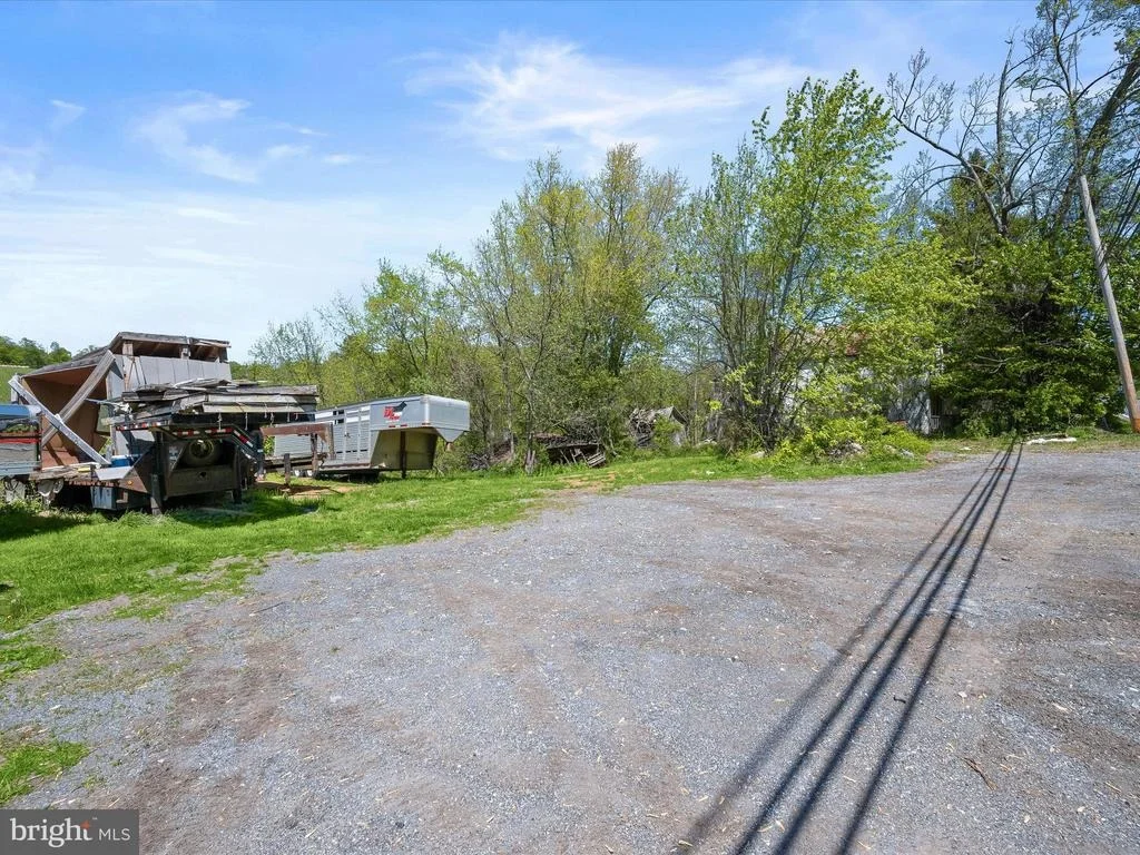 Photo of 932 OLD MANCHESTER ROAD