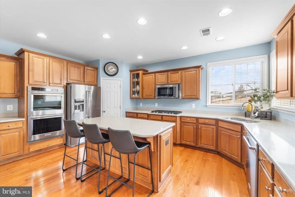 Photo of 6909 MILL VALLEY DRIVE