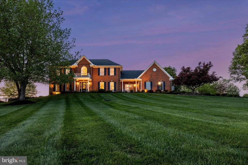 Photo of 6170 CHALLEDON CIRCLE