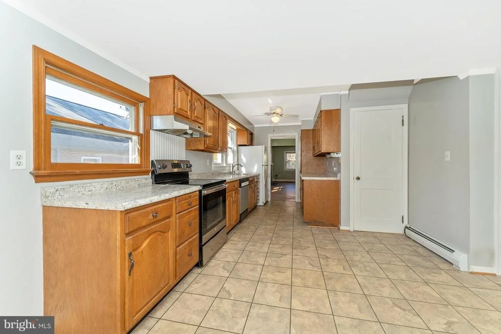 Photo of 406 LEE PLACE