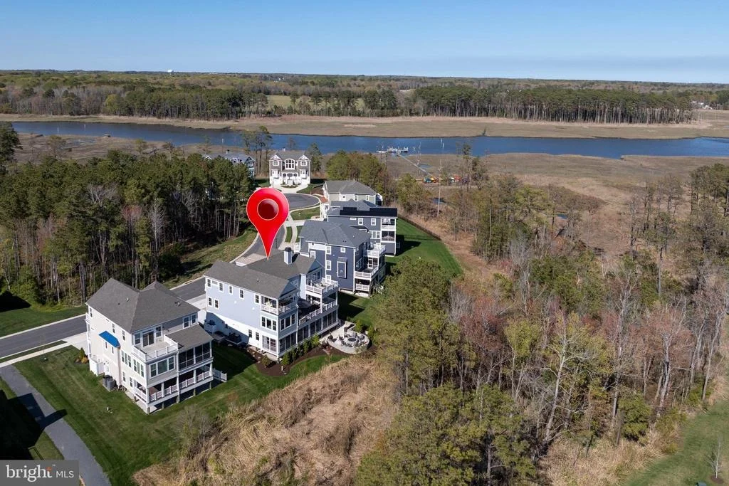Photo of 33854 BLACKMORE LANE