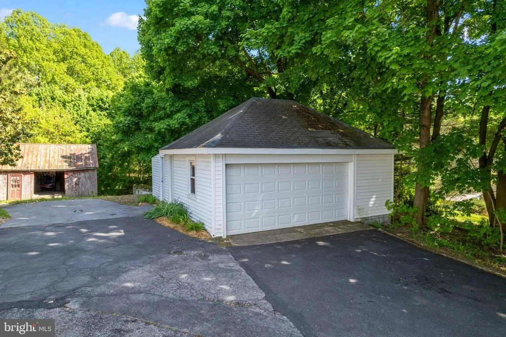 Photo of 28733 RIDGE ROAD
