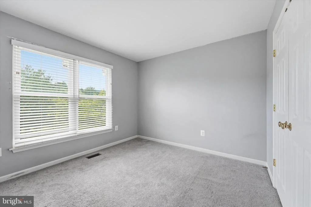 Photo of 2402 SHAKER LANE