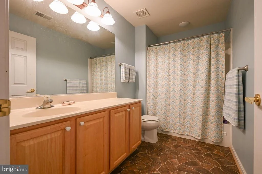 Photo of 107 REGULATOR DRIVE N