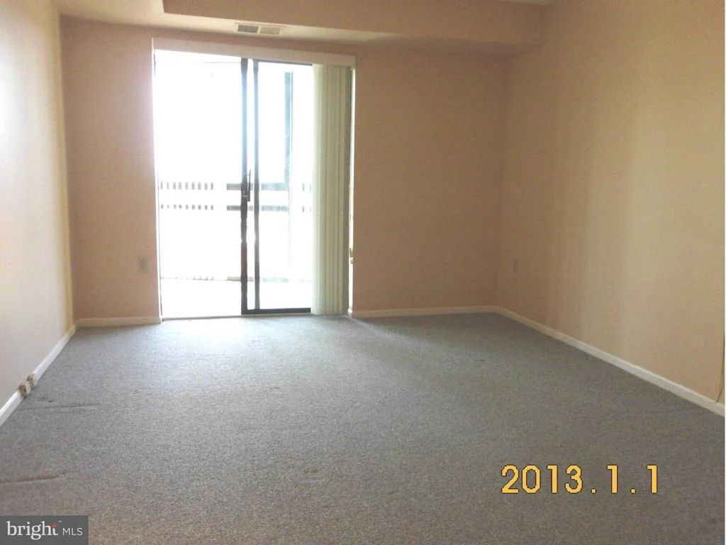 Photo of Unit 1818 at 15101 INTERLACHEN DRIVE