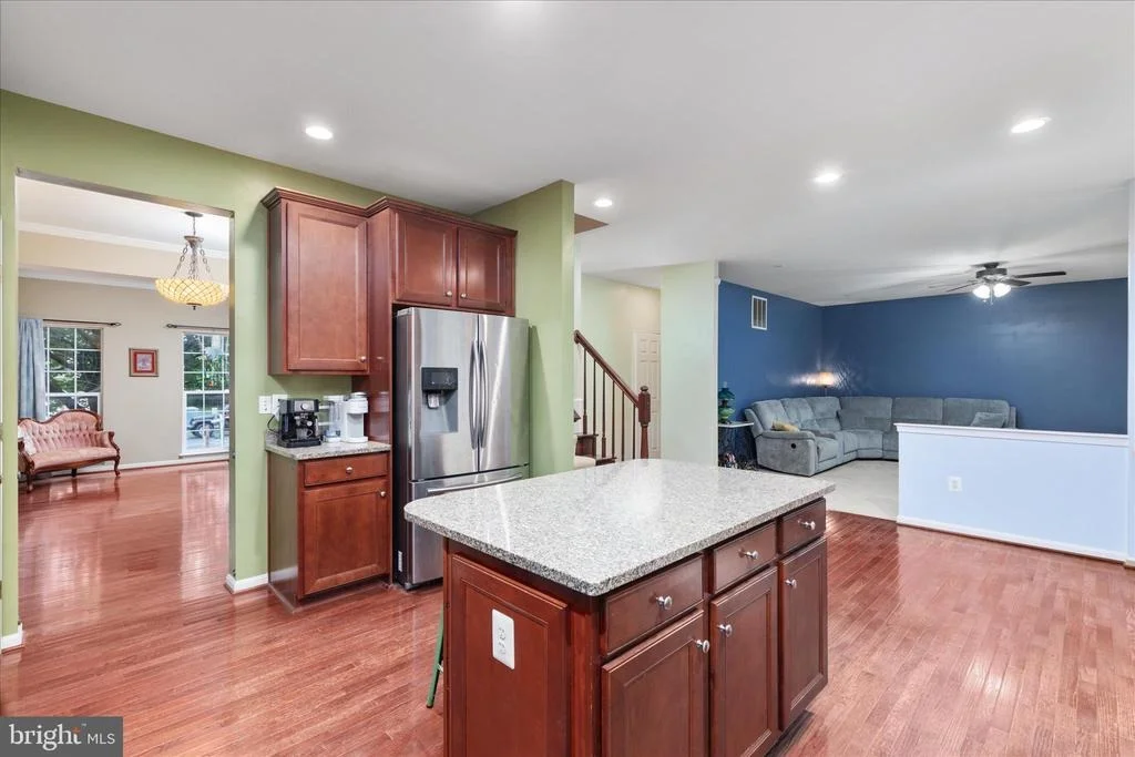 Photo of 660 BEEHIVE WAY