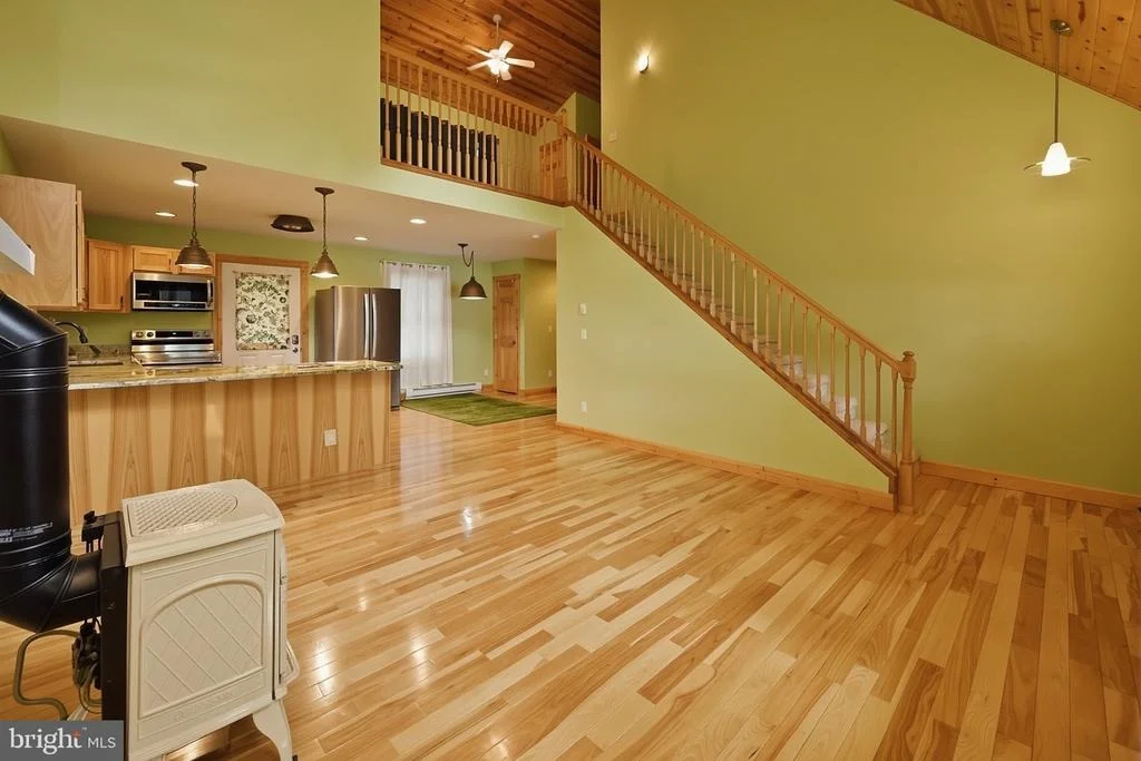 Photo of 96 WHISPERING WAY