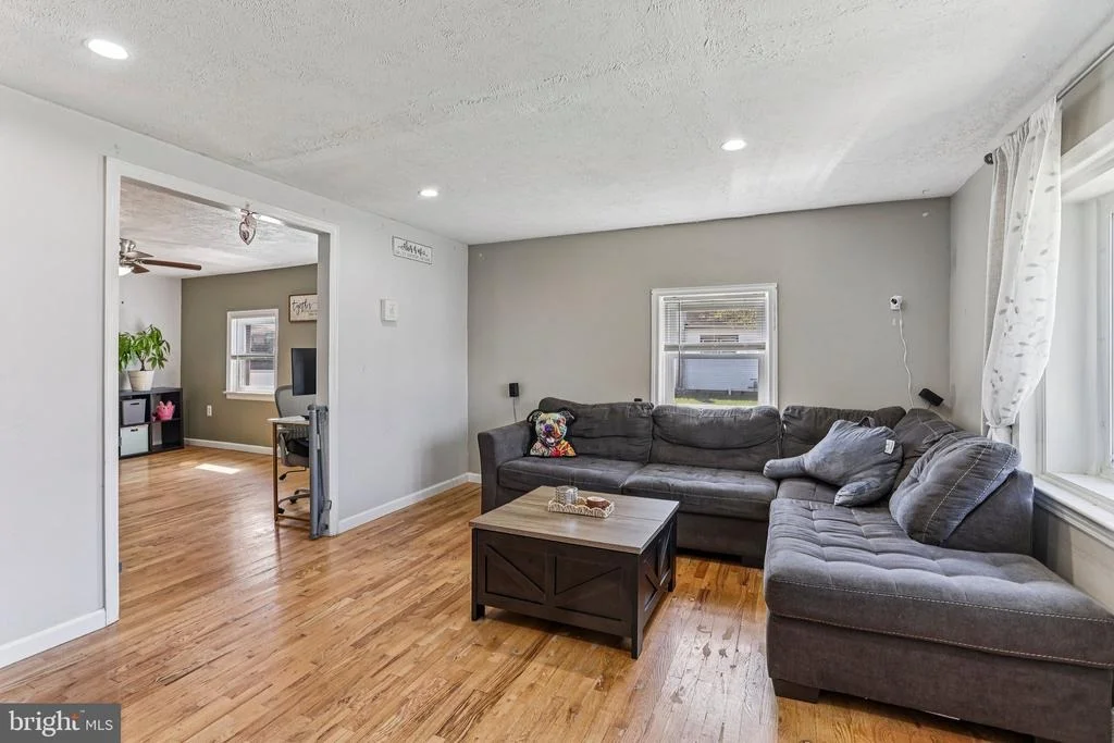 Photo of 36 BROWNING AVENUE