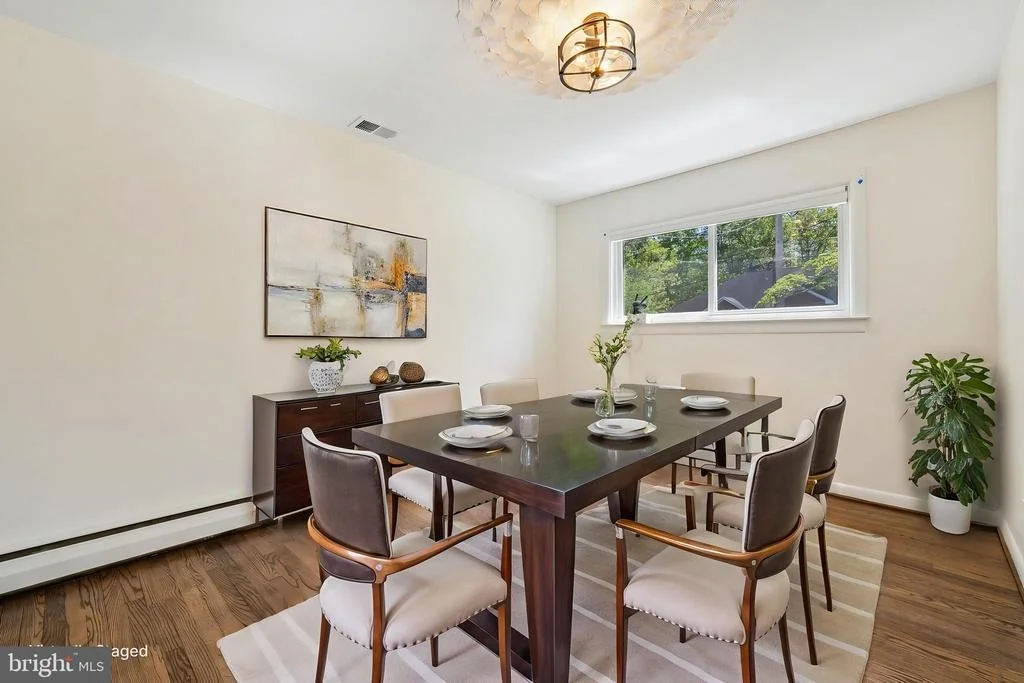 Photo of 816 MEADOW ROAD