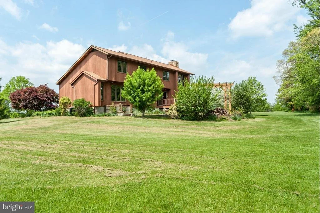 Photo of 3841 MOUNT AIRY DRIVE