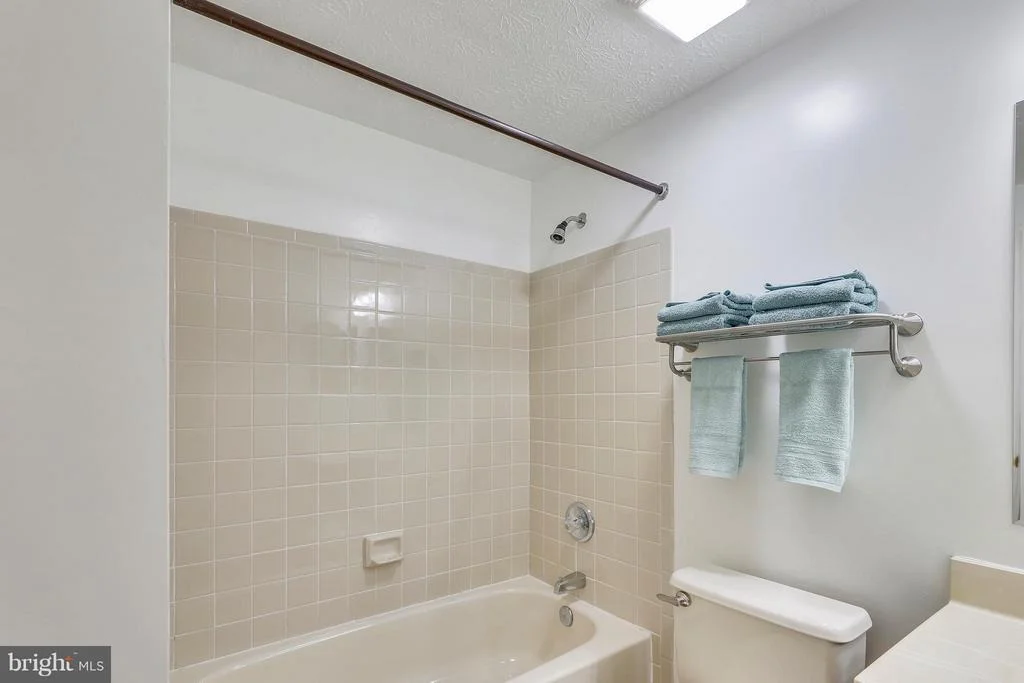 Photo of 19 SCHUBERT COURT