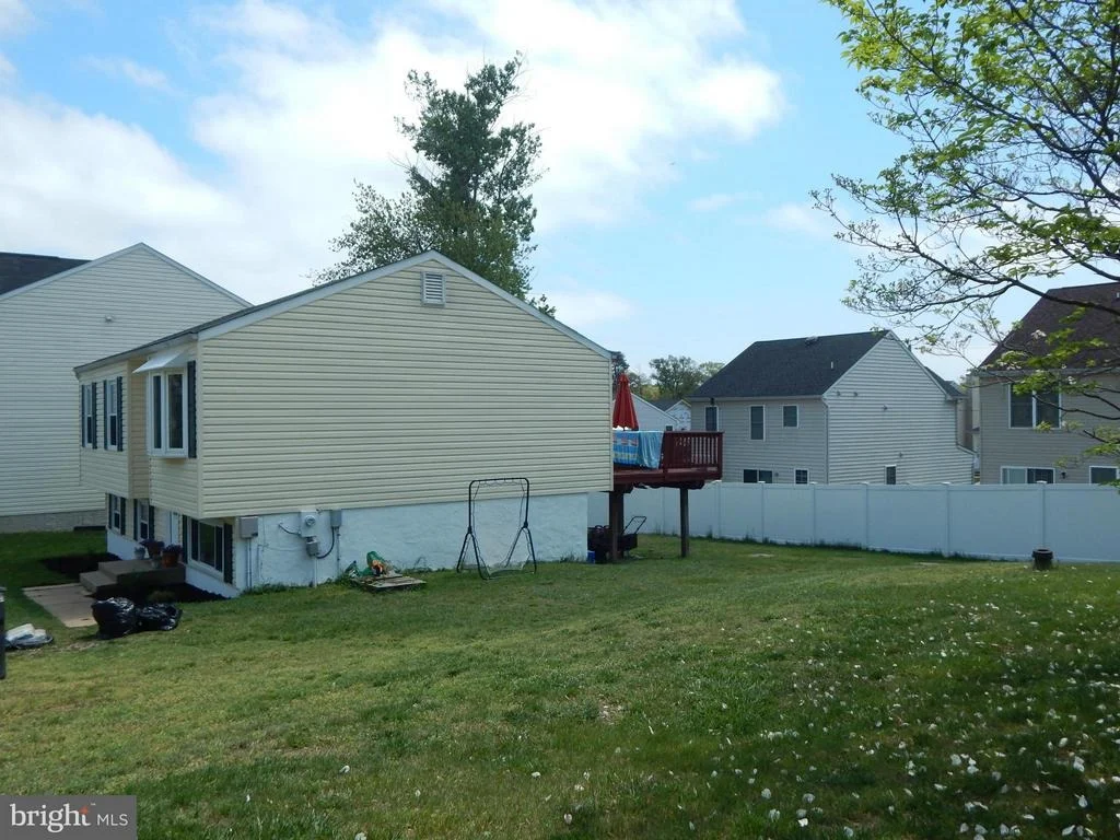Photo of 107 PINEVIEW AVENUE