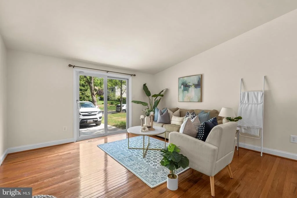 Photo of 8807 DRYSTRAW DRIVE