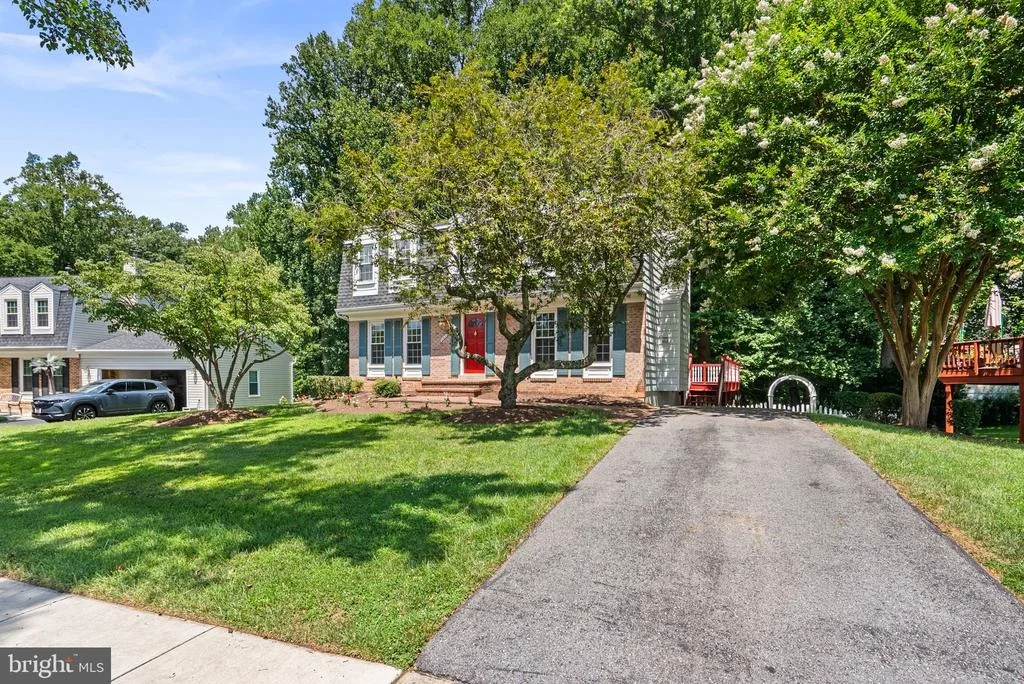 Photo of 2229 DECKMAN LANE
