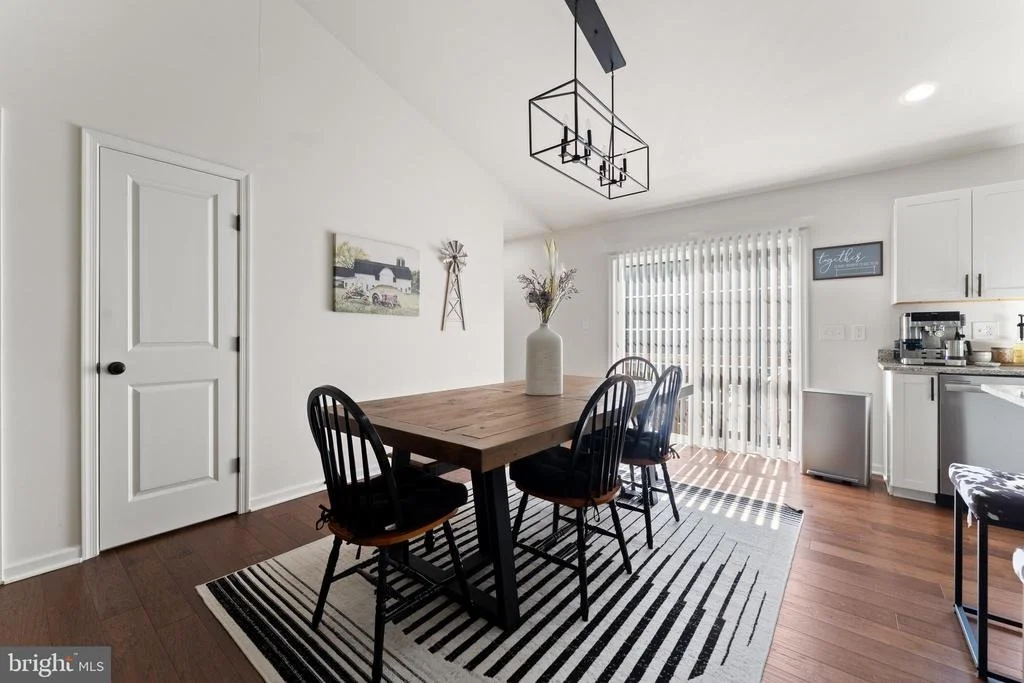 Photo of 3731 BREAKNOCK ROAD