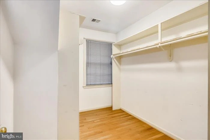 Photo of 6 REDGATE COURT