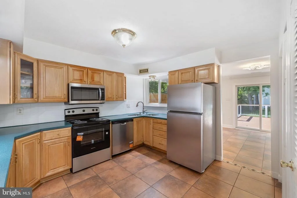 Photo of 459 WINTERBERRY DRIVE