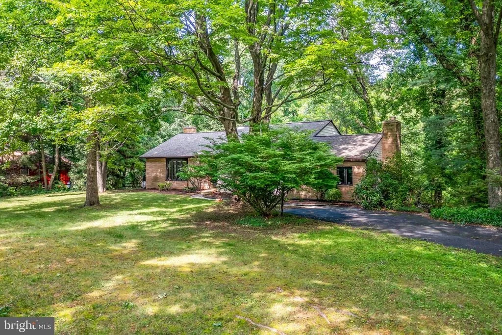 Photo of 7503 RIDGE ROAD