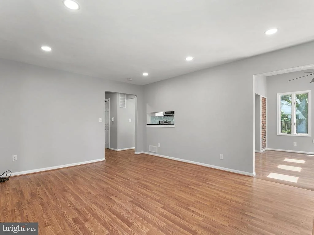 Photo of 7412 MILLER FALL ROAD