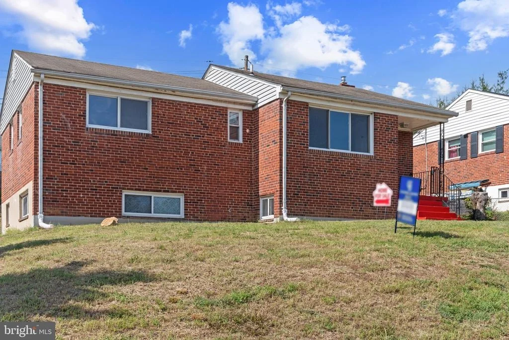 Photo of 1031 WARD STREET