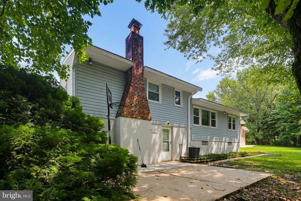 Photo of 8916 KILKENNY CIRCLE