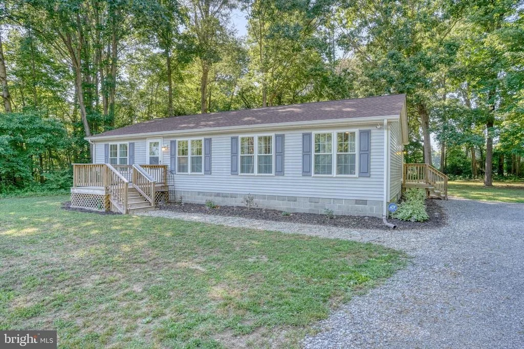 Photo of 141 HANDY DRIVE