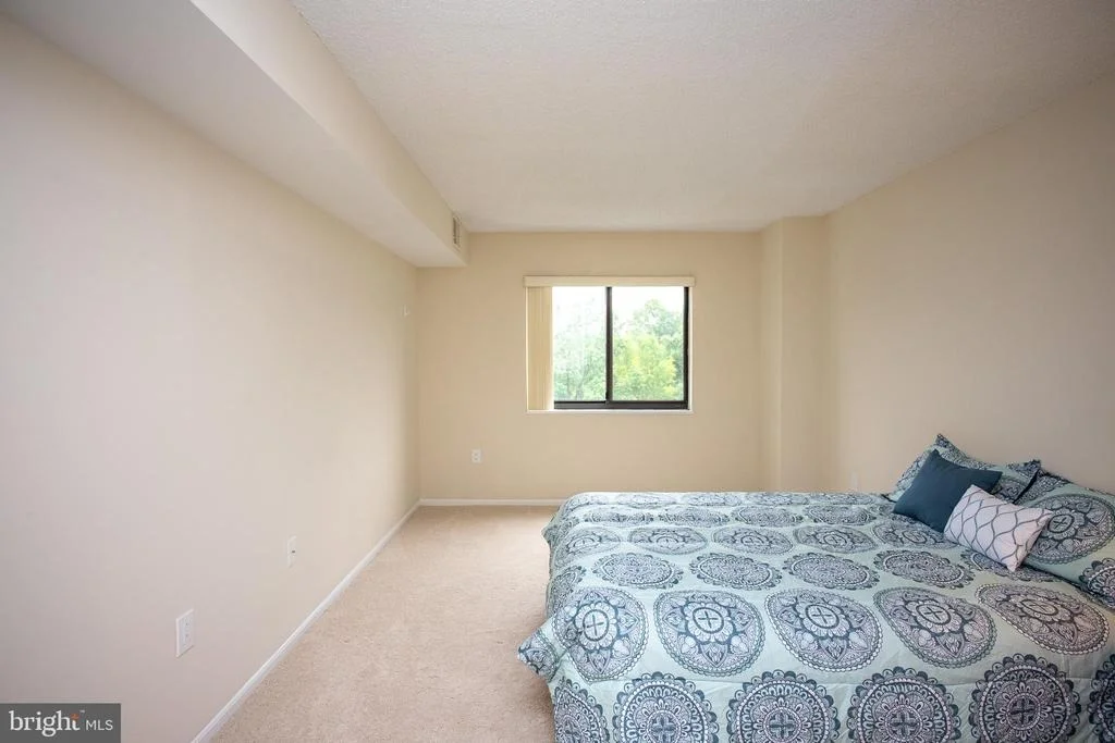 Photo of Unit 3625 at 15115 INTERLACHEN DRIVE