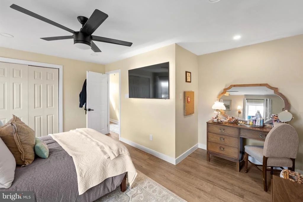 Photo of 1012 MEARNS ROAD