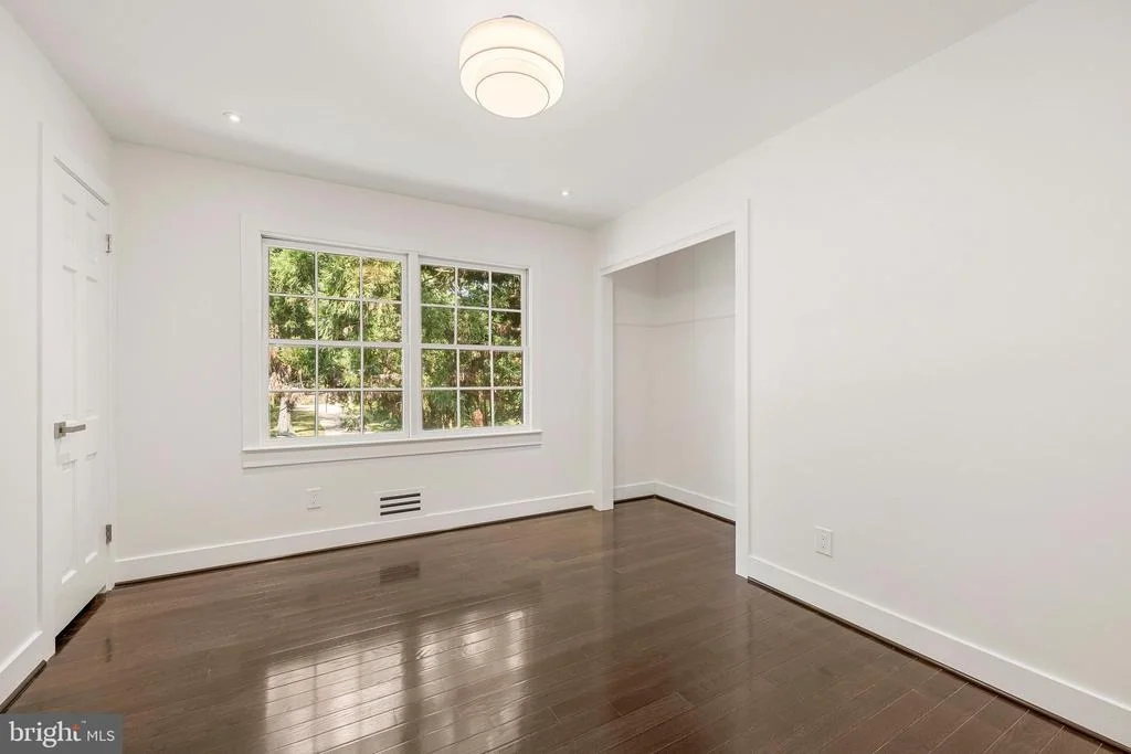 Photo of 9013 BEATTY DRIVE