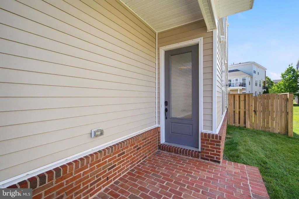 Photo of 23489 EPPERSON SQUARE