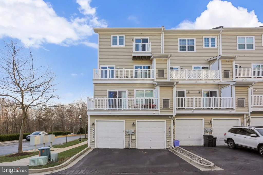 Photo of 19487 DOVER CLIFFS CIRCLE