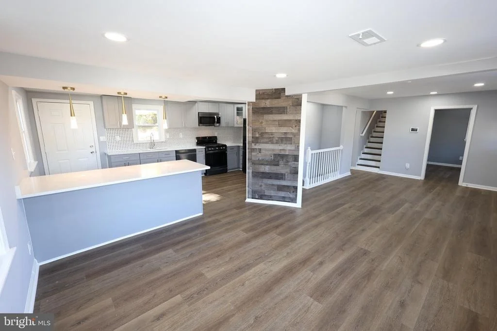 Photo of 4103 MAPLE