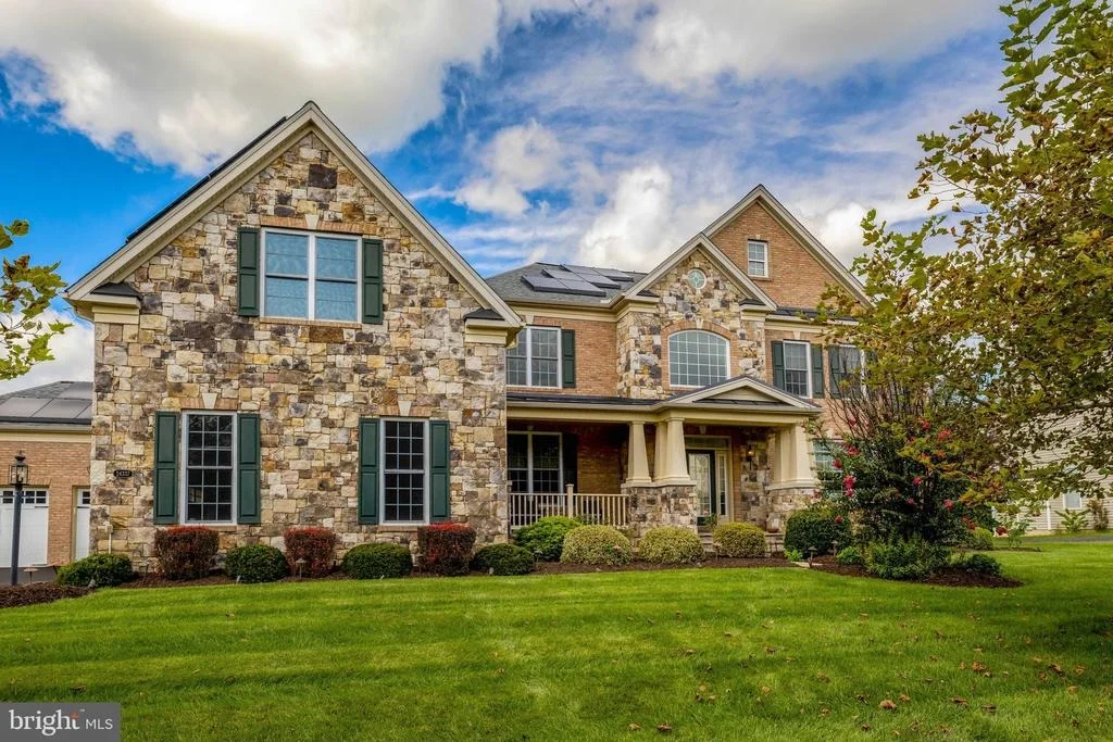 Photo of 24337 EAGLES LANDING PLACE