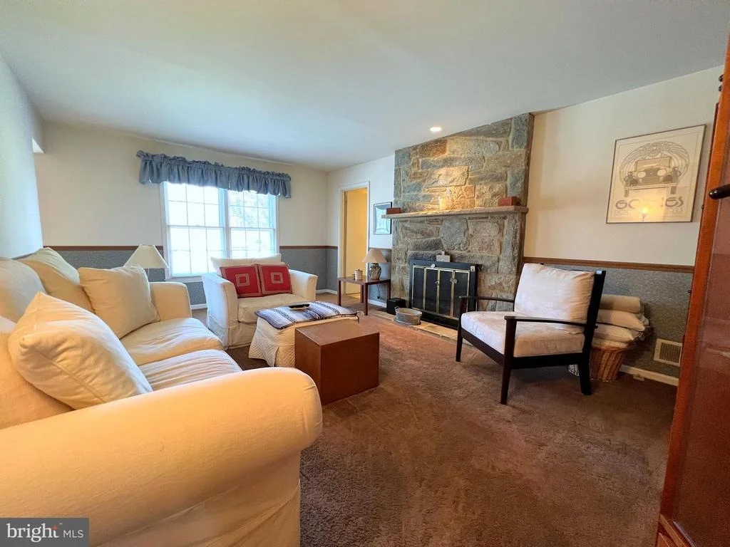Photo of 15016 WHITEGATE ROAD