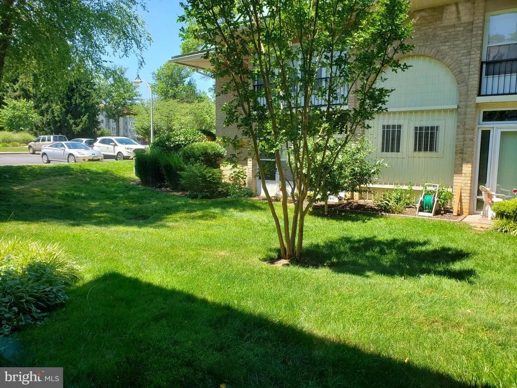 Photo of Unit 31B at 3629 GLEN EAGLES DRIVE