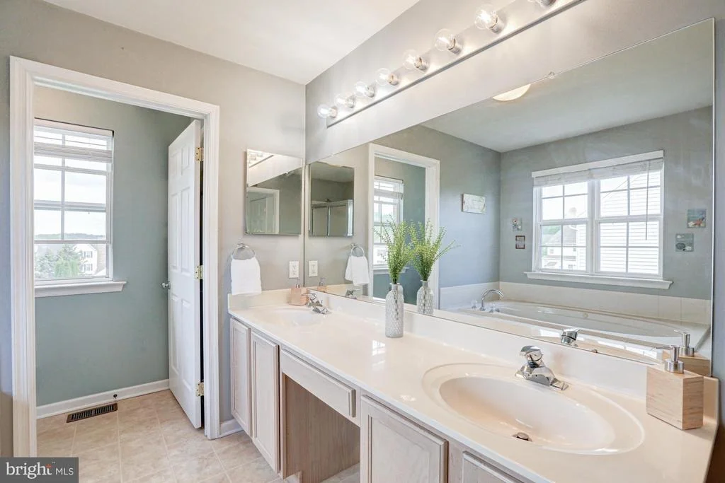 Photo of 123 WILLOW GROVE MILL DRIVE