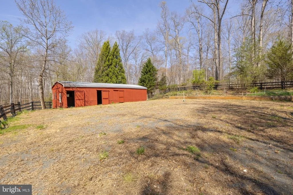 Photo of 8701 SINCLAIR MILL ROAD