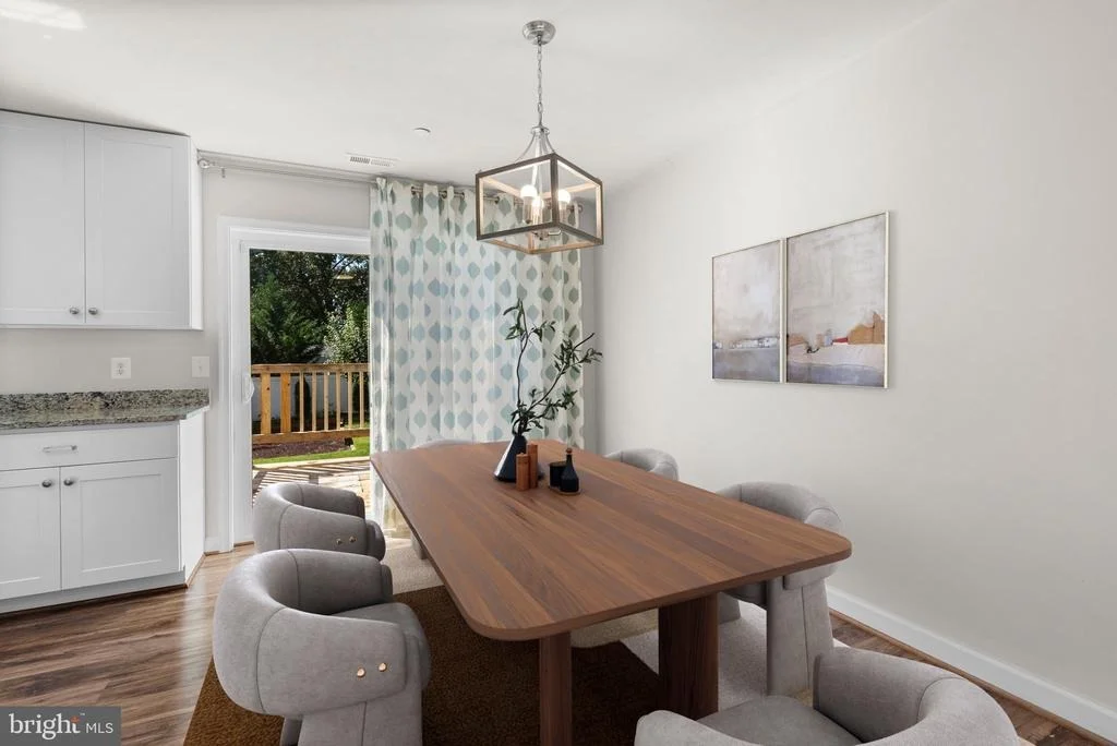 Photo of 556 SUNSET KNOLL ROAD