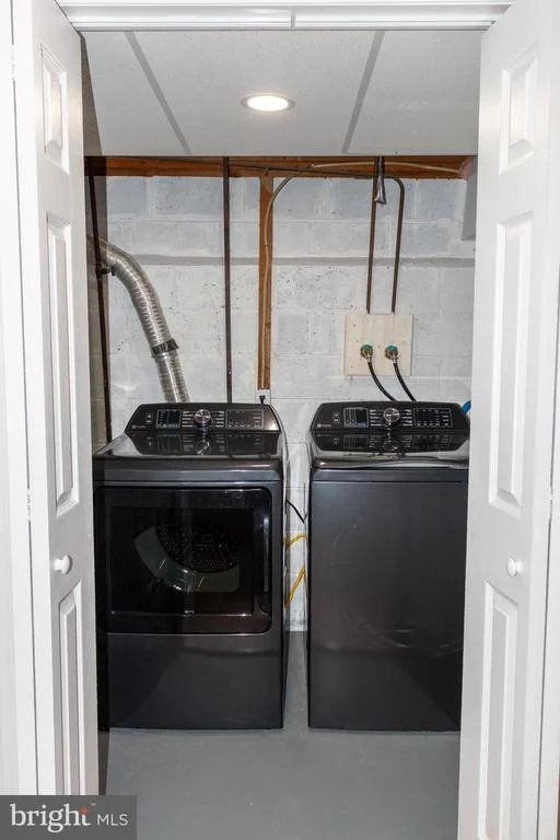 Photo of 2 ENFIELD DRIVE