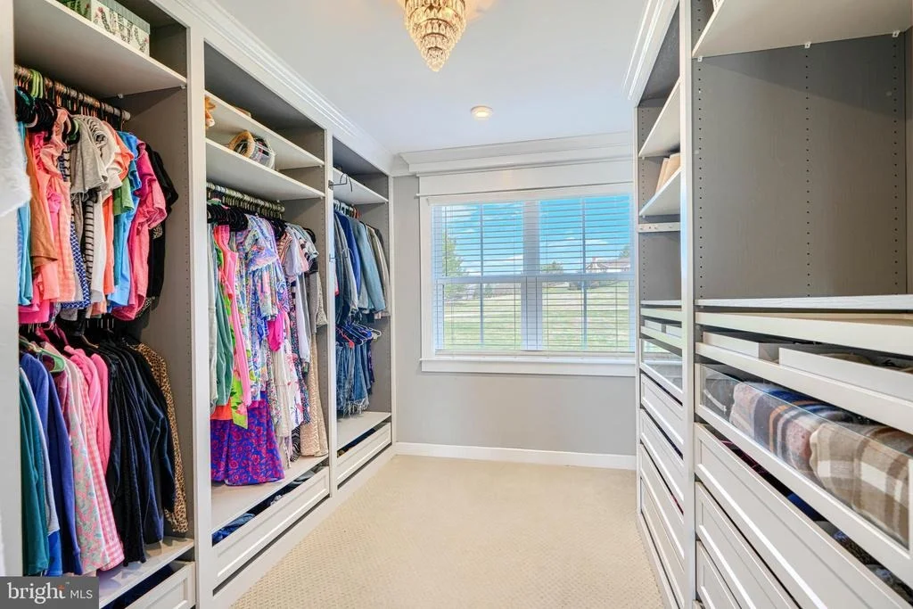 Photo of 2553 HANOVER PIKE