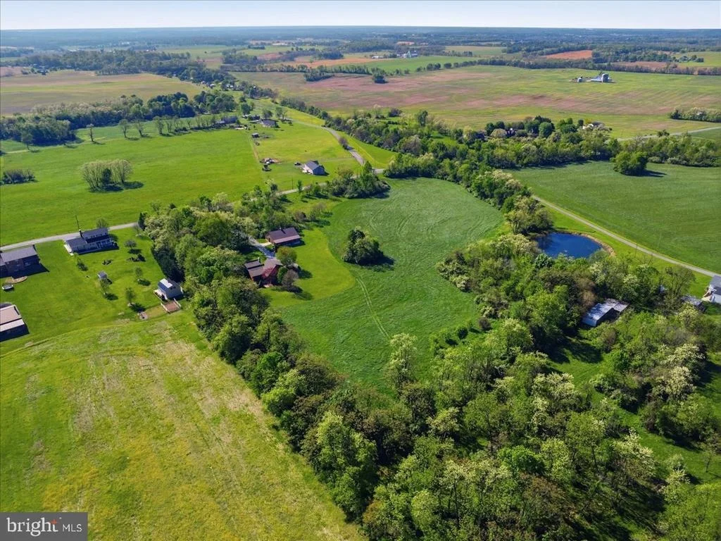 Photo of 14122 MERCERSBURG ROAD