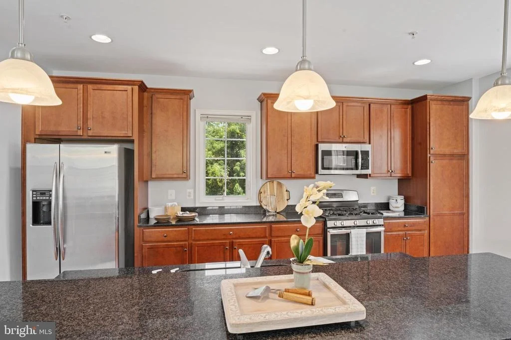 Photo of 304 PARKVIEW AVENUE