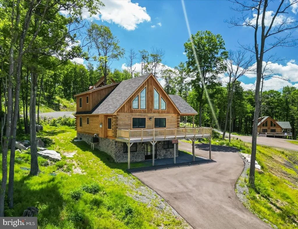 Photo of 957 N CAMP ROAD