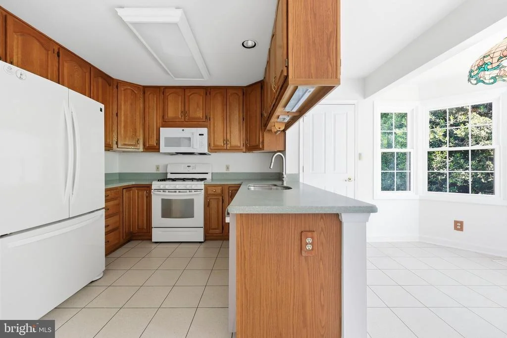 Photo of 2417 BEAR DEN ROAD