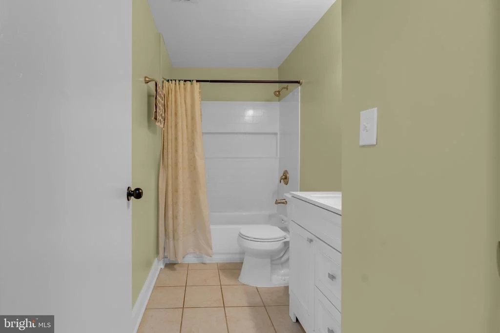 Photo of 4320 IVY GLEN ROAD