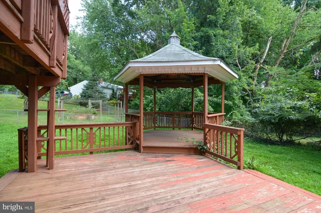 Photo of 13641 HOBART DRIVE