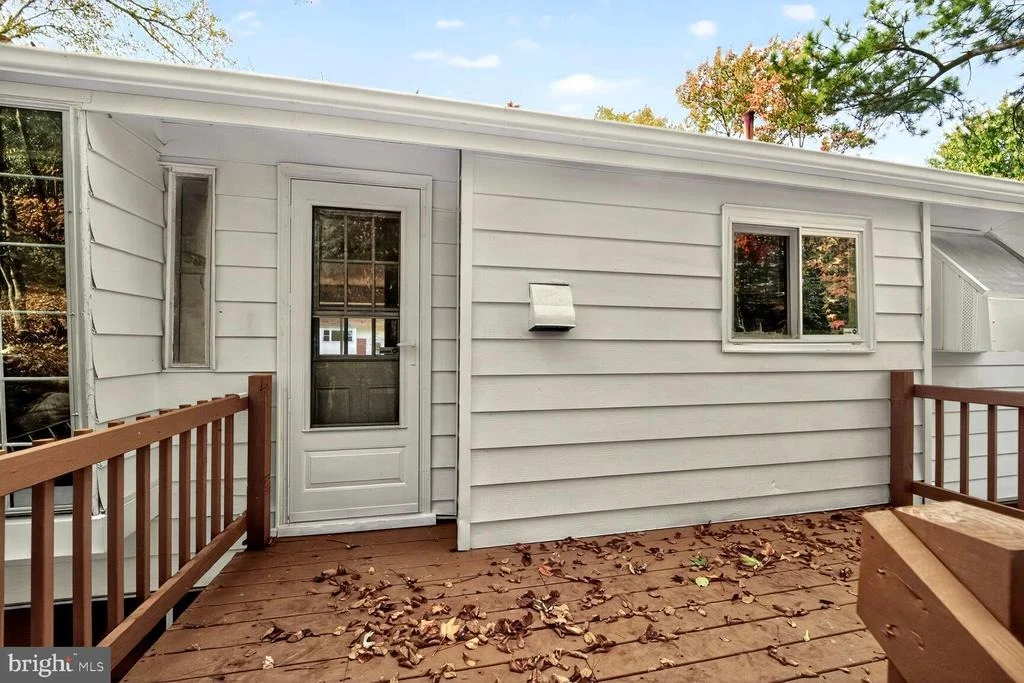 Photo of 5604 DUNDALK DRIVE