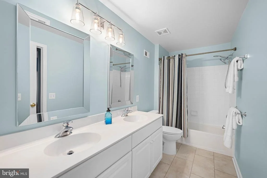 Photo of 8068 PAPER BIRCH DRIVE