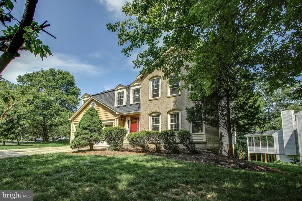 Photo of 521 RIDGEWELL WAY