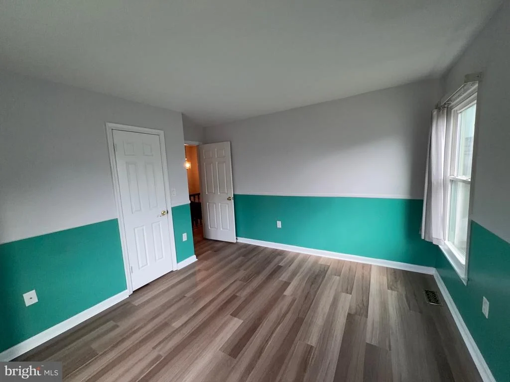 Photo of 9348 CREEKVIEW DRIVE